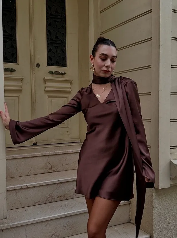 alemin-kiralinin-obeni-birsu-demirin-son-hali-agizlari-acik-birakti-1768313224793.jpg Kaynak: Instagram