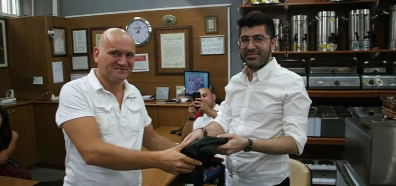 Taksi şoföründen örnek davranış! 20 bin lirayı...