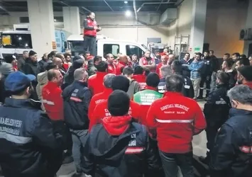 İzmir Karşıyaka'da emekçiye CHP zulmü! Sadaka gibi maaş