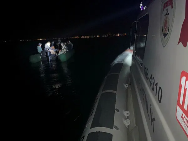 İzmir'de 103 kaçak göçmen yakalandı - 4