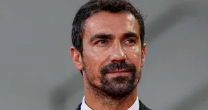 Ödül töreninde kalpleri fethetti!