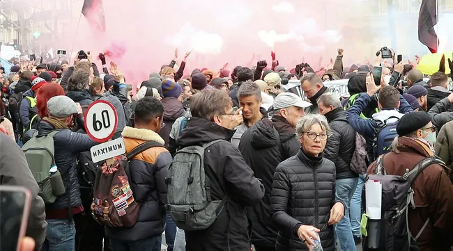 Fransa’da emeklilik reformuna karşı grev! Hayatı durdurma çağrısı yapıldı