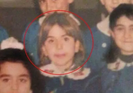 Ünlülerin eski fotoğrafları