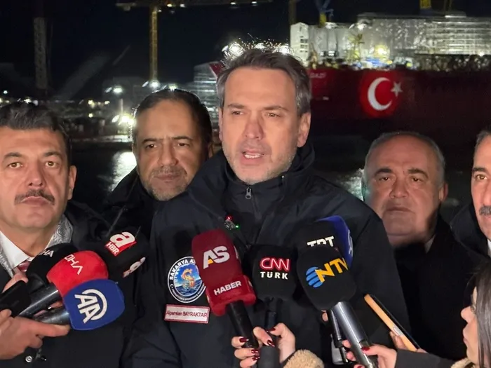 bakan-bayraktar-a-haberde-gunluk-10-milyon-metrekup-dogal-gaz-uretiyoruz-1767210723826.jpeg Enerji ve Tabii Kaynaklar Bakanı Alparslan Bayraktar (DHA)