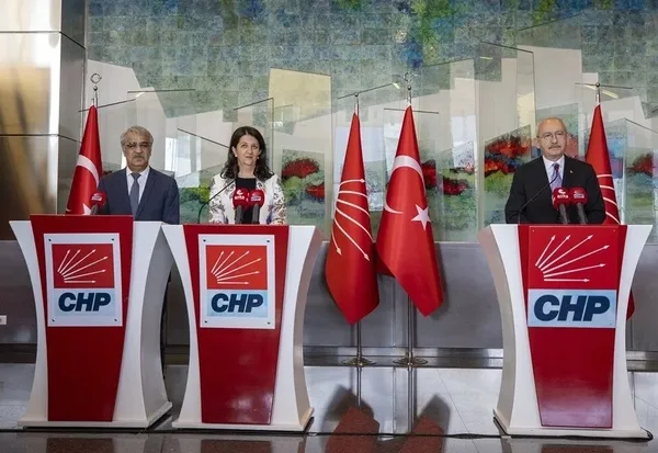 ittifaktaki-olaganustu-toplanti-krizi-buyuyor-hdpden-chpye-kendinizi-sorgulayin-tepkisi-1659453582790.jpg İttifaktaki 'olağanüstü toplantı' krizi büyüyor: HDP'den CHP'ye 'Kendinizi sorgulayın' tepkisi - 6