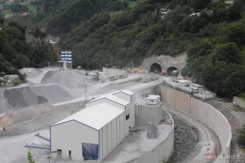 Zigana Tüneli'nde sona doğru! Dünyanın ikinci, Avrupa'nın ve Türkiye'nin en uzun çift tüplü karayolu tüneli olacak 17