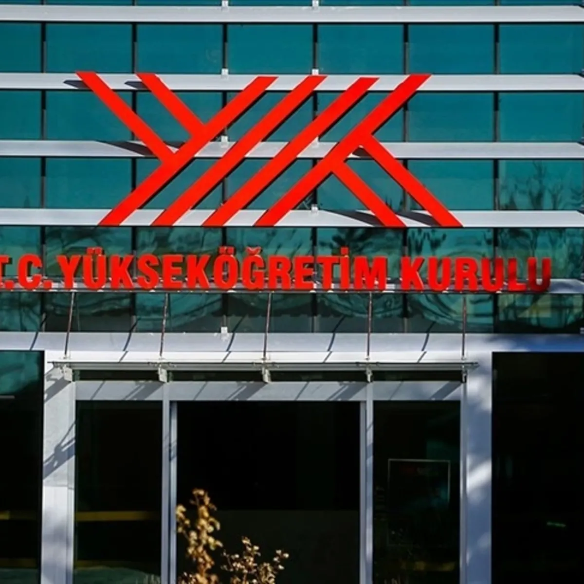 YÖK’ten “yabancı öğrenci ücreti” iddialarına yalanlama