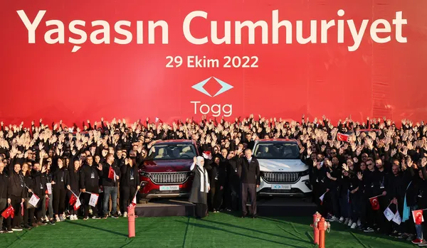 1673125973531.jpg Togg için ön sipariş ne zaman? Togg ne zaman satışa başlayacak? Sanayi ve Teknoloji Bakanı Varank tarih verdi - 10