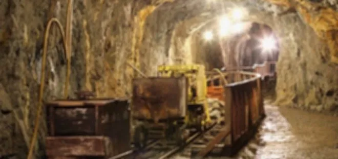 Altın madeninde meydana gelen göçükte 31 kişi hayatını kaybetti