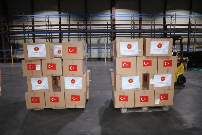 Türkiye'nin koronavirüsle mücadele kapsamında gönderdiği yardımlar Kazakistan'a ulaştı - 2