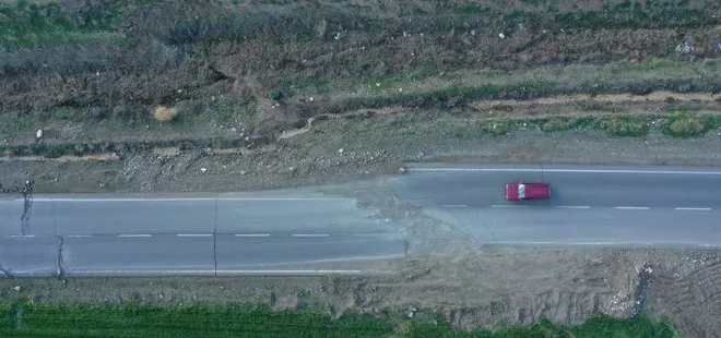 Ürküten görüntü! 4 metre kayan yollar drone ile görüntülendi |  Asrın felaketi en çok orayı vurdu