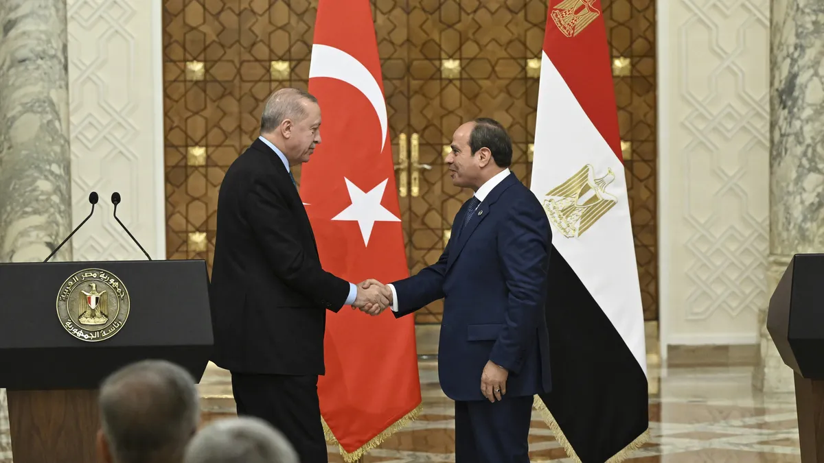 Başkan Erdoğan'dan Mısır'da Gazze mesajı: Ortak gündemimiz Filistin