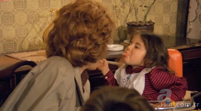 Kemal Sunal'ın efsane filmi Şendul Şaban'daki küçük kız herkesi şaşırttı! Bakın aslında kimmiş 4