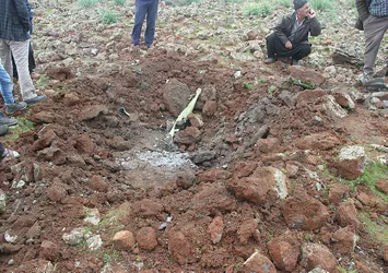 Teröristler Kırıkhan'a top mermisi attı