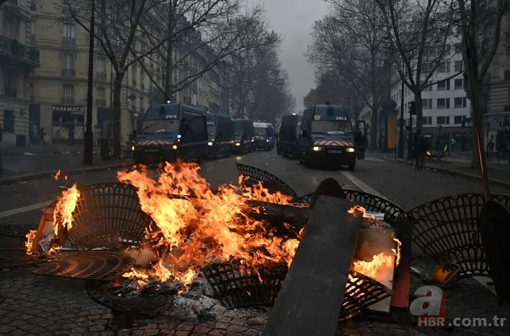 Fransız basını Gezi’de başka Paris’te başka
