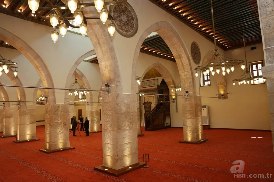 Asırlık hafıza yeniden ayakta! Kahramanmaraş Ulu Cami Kadir Gecesi’nde açıldı 4