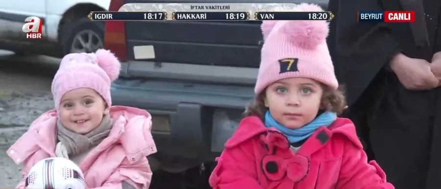 1773592370228.jpg Katil İsrail bombardımanı altında Beyrut’ta insanlık dramı! Canlı yayından duygu dolu anlar - 6