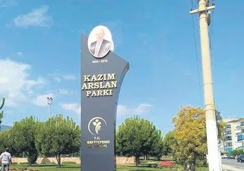 CHP’nin park tiyatrosu! Yeniden açtılar