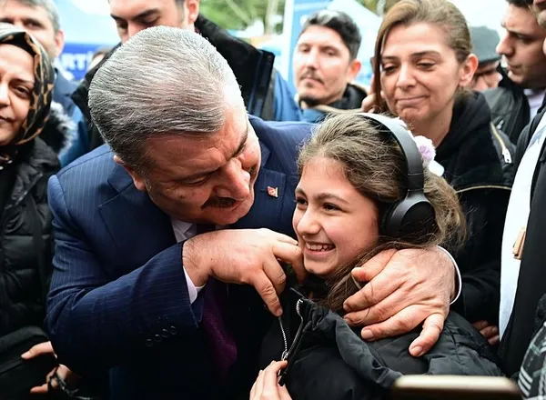 muhalif-medyanin-losante-hastanesi-carpitmasina-bakan-kocadan-net-yanit-bunu-istismar-etmemeliler-1710010494973.jpeg Bakan Koca'dan yandaş medyanın ' LÖSANTE Hastanesi' iddialarına sert yanıt: İstismar etmemeliler nokta! - 4
