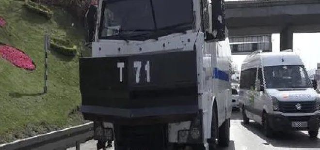 ŞORAY UZUN'UN OTOMOBİLİNE TOMA ÇARPTI