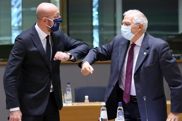 Son dakika: AB üyesi ülke liderlerinden 1,8 trilyon euro'luk anlaşma - 2