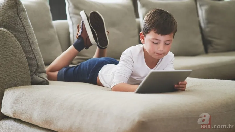 Çocuklar için ekran süresi kaç saat olmalı? Bakanlıktan yaşa göre rehber geldi 1