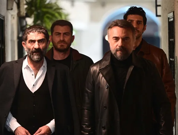 gecmisten-gelen-sir-aciga-cikti-ben-bu-cihana-sigmazam-en-cok-izlenen-dizi-oldu-1671004716504.jpg Geçmişten gelen sır açığa çıktı! ‘Ben Bu Cihana Sığmazam’ en çok izlenen dizi oldu - 3