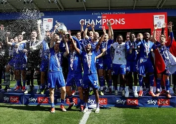 Yunus Akgün ve arkadaşlarının Premier Lig sevinci