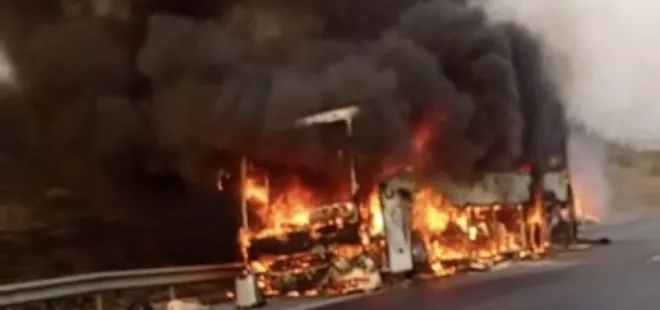 Seyir halindeki otobüs alev topuna döndü