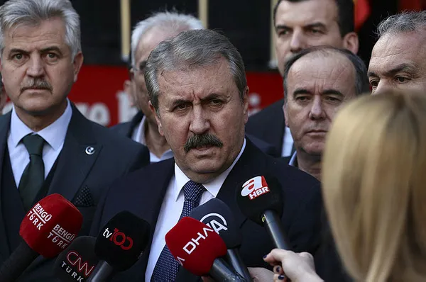 SON DAKİKA | Cumhur İttifakı’nda liste kararı! Başkan Erdoğan ile görüşen BBP lideri Destici: Ayrı listelerle seçime gidiyoruz