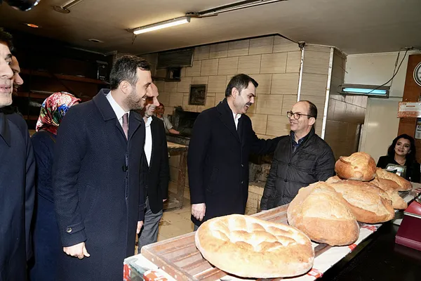 murat-kurumdan-ekrem-imamogluna-kentsel-donusum-dersi-gel-yanima-staj-yap-ogretiriz-1708699013116.jpg Murat Kurum'dan Ekrem İmamoğlu'na kentsel dönüşüm dersi: Gel yanıma staj yap öğretiriz - 4