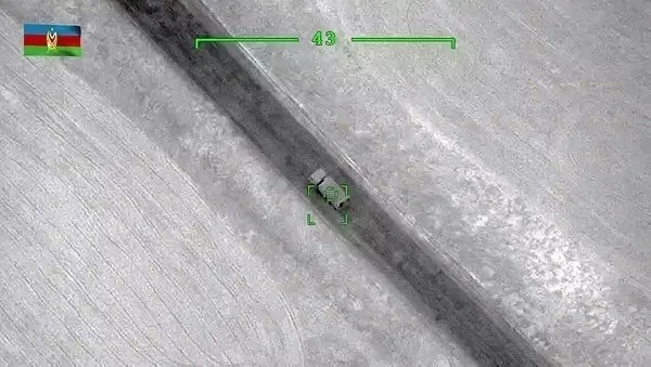 Hezimete uğrayan Ermenistan’ın kirli planı ortaya çıktı! PKK’lı teröristlere Azerbaycan askeri kıyafeti giydirdiler