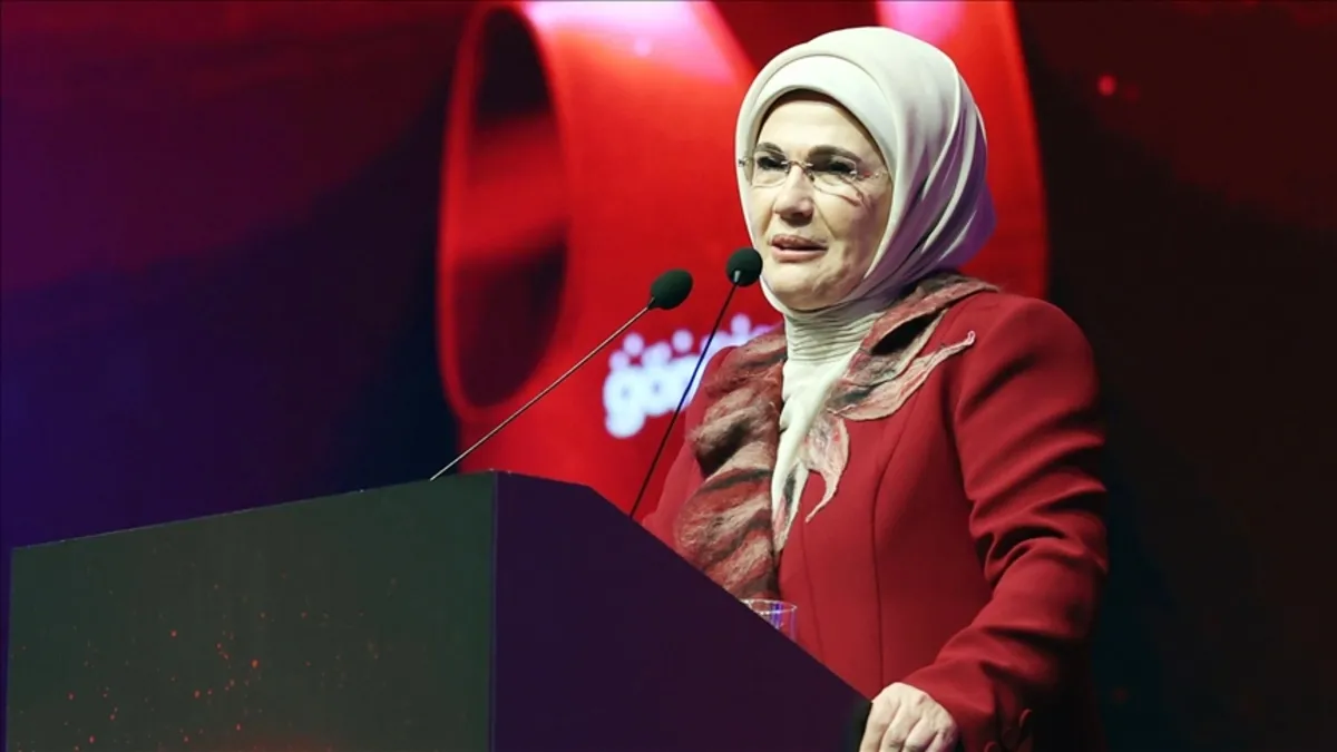 Emine Erdoğan'dan Anneler Günü mesajı