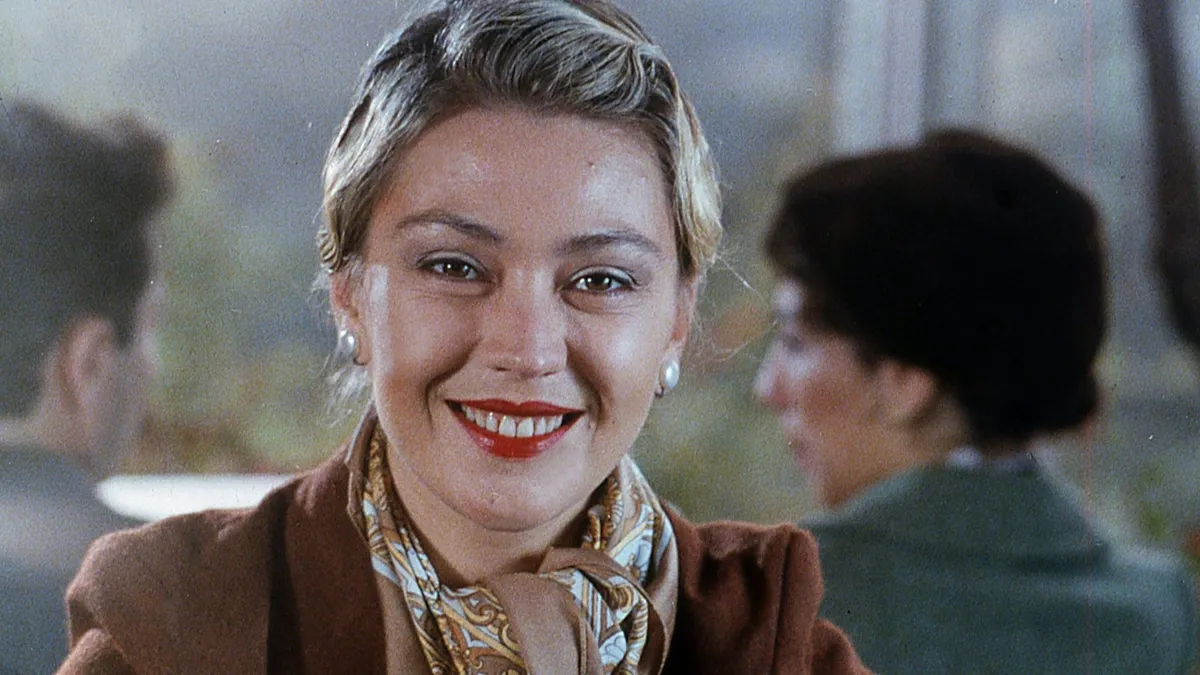 Anne acısıyla alzheimer oldu! Yeşilçam yıldızı Sevtap Parman şimdi bakımevinde!