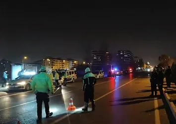 Çorum'da 5 araç birbirine girdi! 2 yaralı