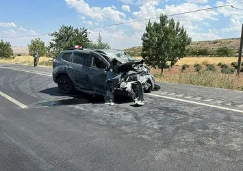 Nevşehir'de korkunç kaza! İki araç da hurdaya döndü: 1'i ağır 14 yaralı