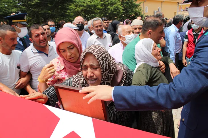 Mardin şehidine acı veda! Annesinin sözleri yürek dağladı: Canımın içi gitti