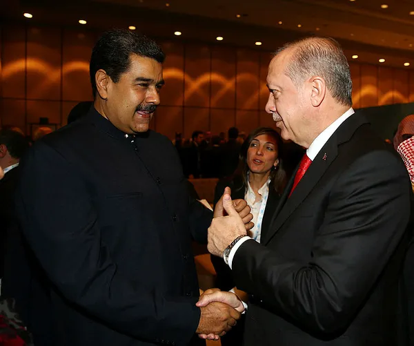 Venezuela Devlet Başkanı Nicolas Maduro’dan Kur’an-ı Kerim yakma olaylarına tepki: İncil yakılsa ne hissederdik!