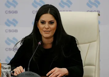Taşerondan kadroya 900 bin kişi geçirildi