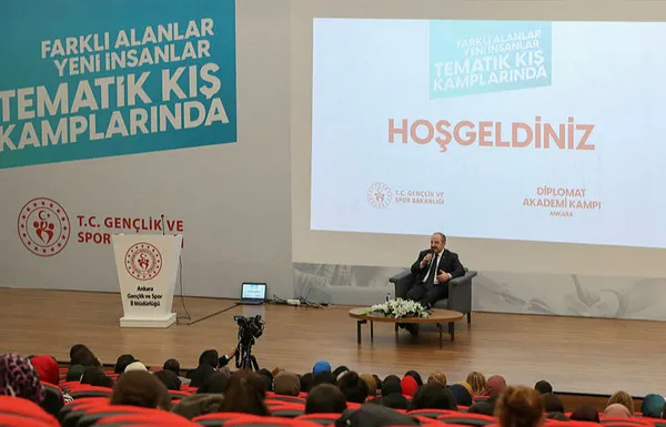 1675334989956.jpg Sanayi ve Teknoloji Mustafa Varank'tan "Türk İHA/SİHA'ları için sıraya girdiler" açıklaması! Dünya hayran - 4