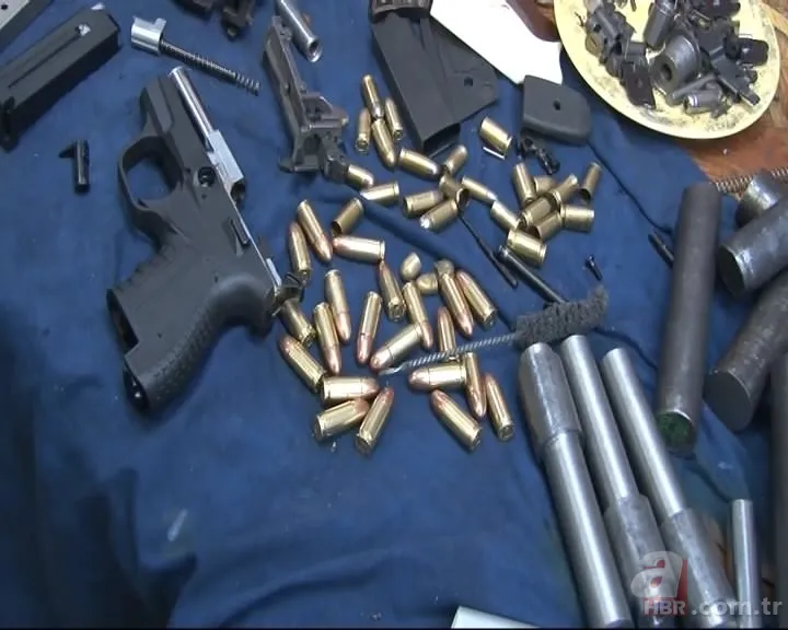 Pendik'te tabanca imalathanesine baskın 5
