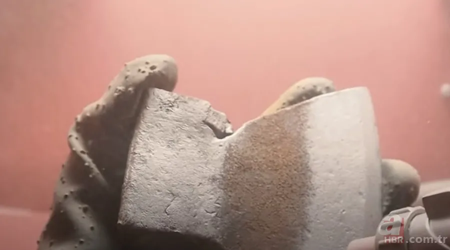 Viking hayranı fenomen paslı baltayı jilet gibi yaptı! Son hali görenleri hayran bıraktı 17