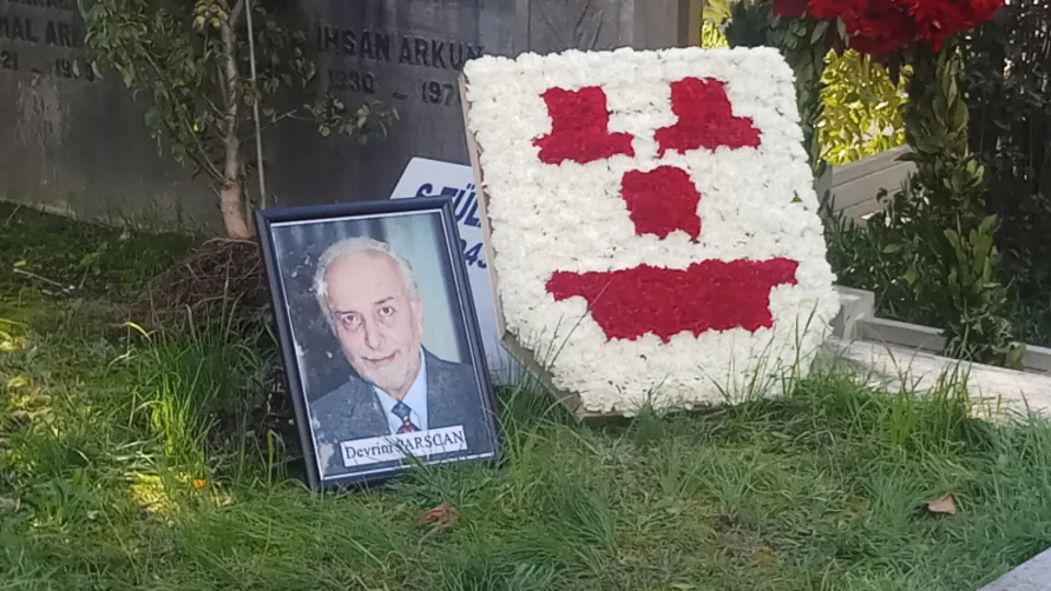 Usta oyuncu Devrim Parscan son yolculuğuna uğurlandı