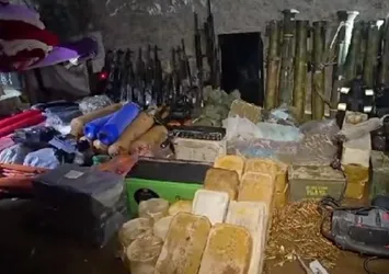Pençe-Kilit ile teröre darbe! PKK inlerinde silah ve mühimmat ele geçirildi