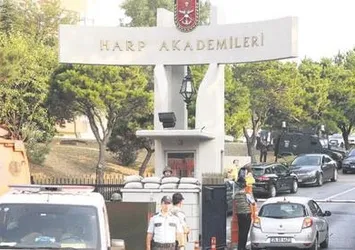 "FETÖ imamı sınav sorularını CD ile getirdi"