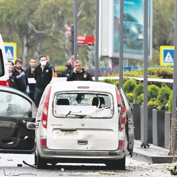 İçişleri Bakanı Ali Yerlikaya’dan yaralı polislere ziyaret! Başkan Erdoğan yaralı polislerle görüştü