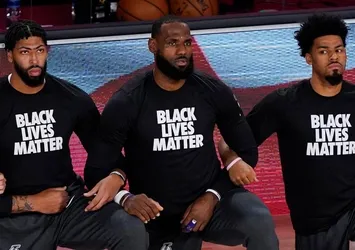 Trump'tan NBA yıldızlarına 'siyaset' tepkisi