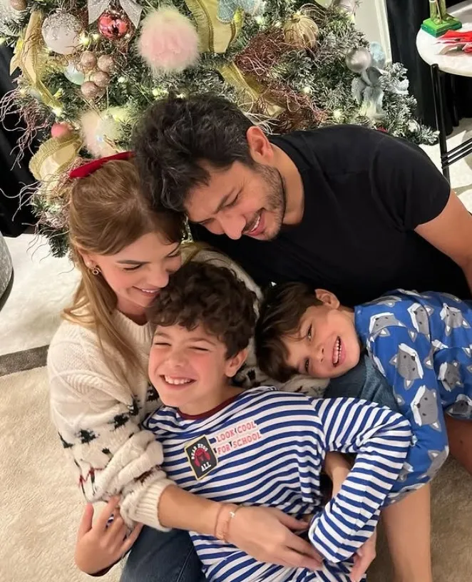 1774686886786.jpg 💔 12 yıllık yuva dağılıyor mu? Bedri Güntay'dan "aile baskısı" iddiasına yanıt - 3