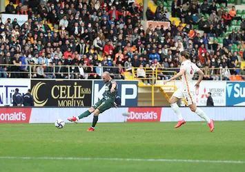 Alanyaspor ile Galatasaray puanları 1-1 paylaştı! Maç Sonucu: 1-1