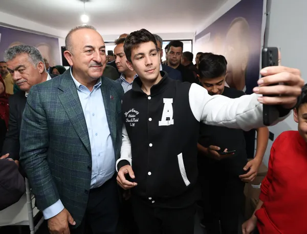1683563226856.jpg Dışişleri Bakanı Mevlüt Çavuşoğlu'ndan Batı'nın skandal manşetlerine cevap! 14 Mayıs seçimleri için rakam verdi - 2